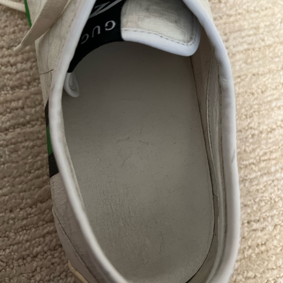 Men’s Gucci Shoes - Picture 8 of 9
